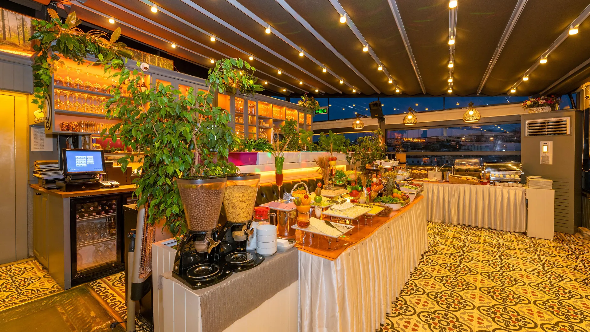 ***  Alpek Hotel Istambul Turquia