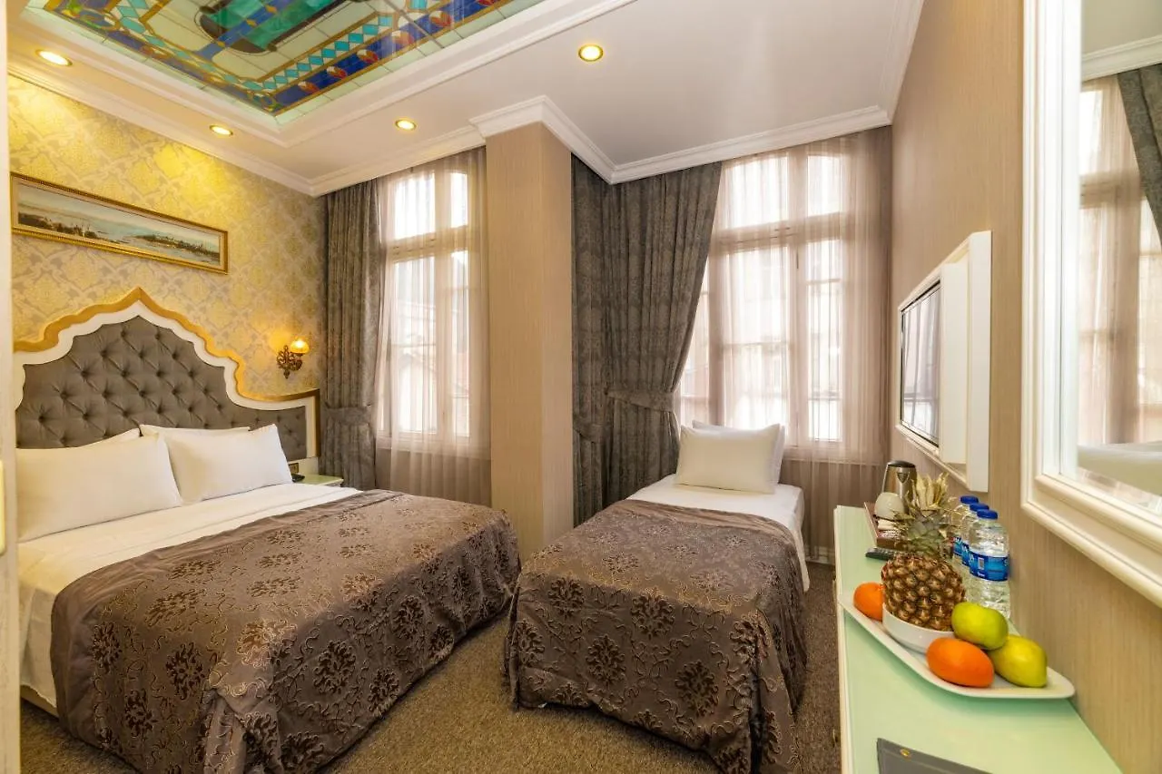 Alpek Hotel Istambul 3*,